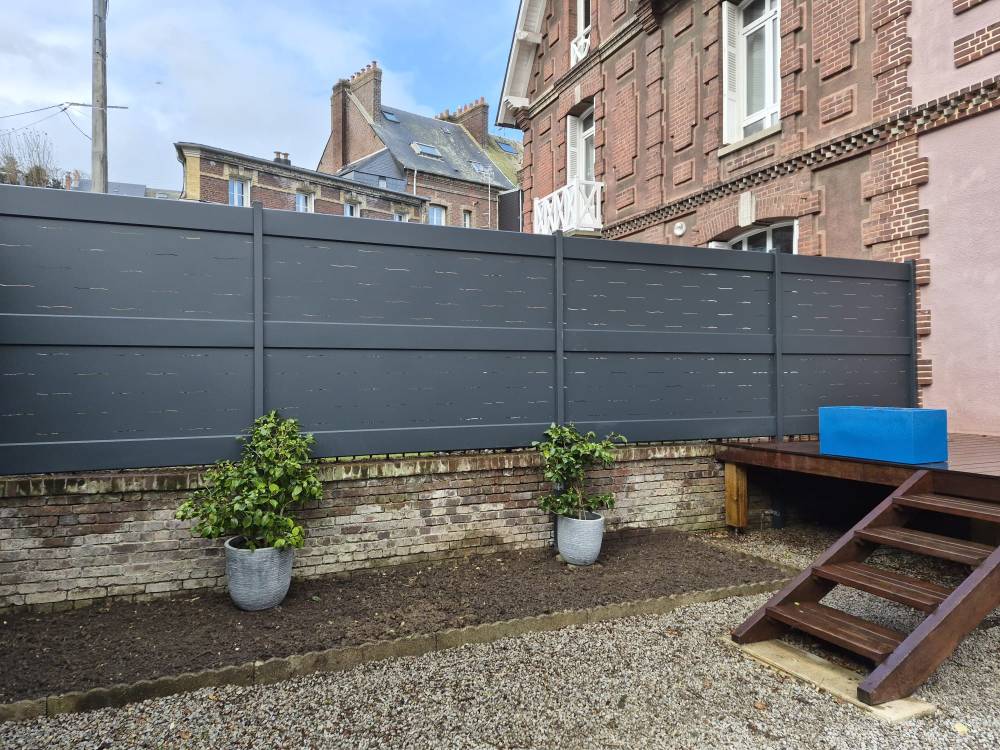 Installation de clôture près de Hautot sur Mer