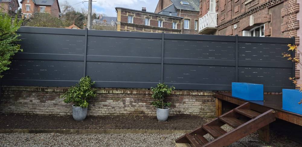 Installation de clôture près de Hautot sur Mer